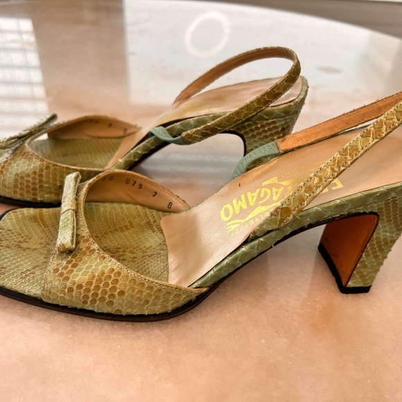 Authentic Salvatore Ferragamo Snakeskin Slingback Heels – Italian Luxury size 7 - Picture 2 of 11